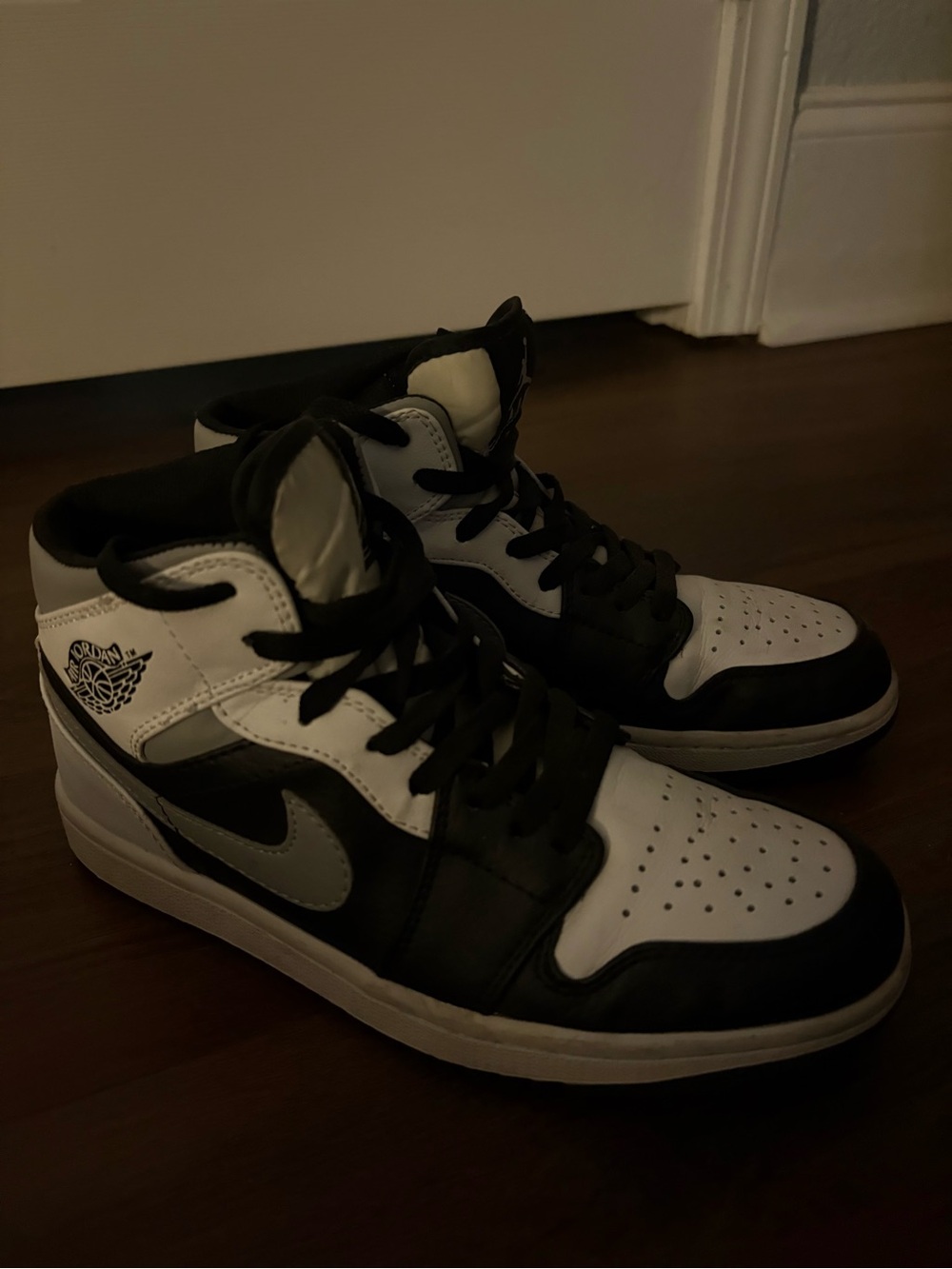 jordan 1 retro shadow mid ‘85